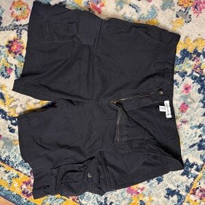 Men’s Like new Black cargo shorts